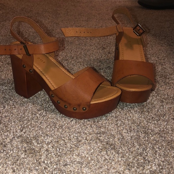 Madden girl heels - Picture 2 of 3